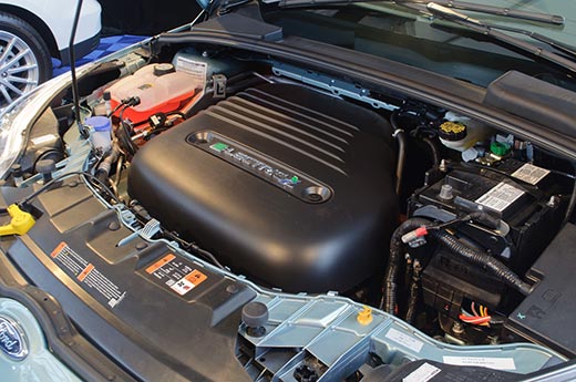 Ford Focus Electric EcoBoost Двигатель EcoBoost