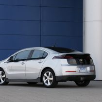 Фотография модели Chevrolet Volt 2011 - фото 30 Фотография экоавто Chevrolet Volt 2011 - фото 30