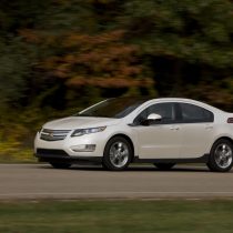 Фотография модели Chevrolet Volt 2011 - фото 38 Фотография экоавто Chevrolet Volt 2011 - фото 38