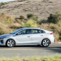 Фотография модели Hyundai Ioniq Electric - фото 9 Фотография экоавто Hyundai Ioniq Electric - фото 9