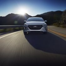 Фотография модели Hyundai Ioniq Hybrid - фото 17 Фотография экоавто Hyundai Ioniq Hybrid - фото 17