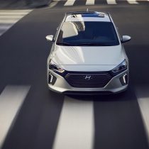 Фотография модели Hyundai Ioniq Hybrid - фото 18 Фотография экоавто Hyundai Ioniq Hybrid - фото 18