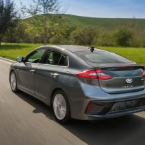 Фотография модели Hyundai Ioniq Hybrid - фото 24 Фотография экоавто Hyundai Ioniq Hybrid - фото 24
