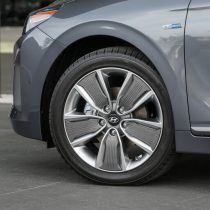 Фотография модели Hyundai Ioniq Hybrid - фото 31 Фотография экоавто Hyundai Ioniq Hybrid - фото 31