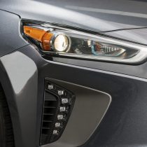 Фотография модели Hyundai Ioniq Hybrid - фото 33 Фотография экоавто Hyundai Ioniq Hybrid - фото 33