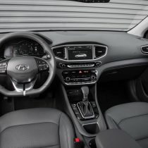 Фотография модели Hyundai Ioniq Hybrid - фото 53 Фотография экоавто Hyundai Ioniq Hybrid - фото 53