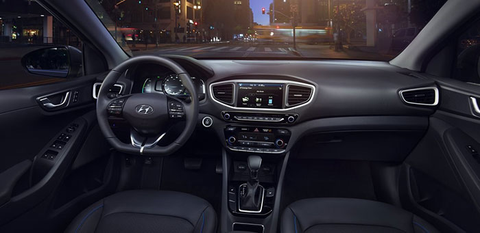 Интерьер Hyundai IONIQ Hybrid Интерьер Hyundai IONIQ Hybrid
