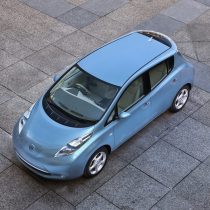 Фотография модели Nissan Leaf 2010 (24 кВт•ч) - фото 4 Фотография экоавто Nissan Leaf 2010 (24 кВт•ч) - фото 4