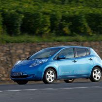 Фотография модели Nissan Leaf 2010 (24 кВт•ч) - фото 14 Фотография экоавто Nissan Leaf 2010 (24 кВт•ч) - фото 14