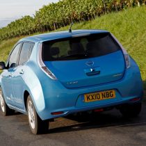Фотография модели Nissan Leaf 2010 (24 кВт•ч) - фото 18 Фотография экоавто Nissan Leaf 2010 (24 кВт•ч) - фото 18