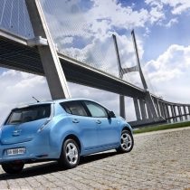 Фотография модели Nissan Leaf 2010 (24 кВт•ч) - фото 28 Фотография экоавто Nissan Leaf 2010 (24 кВт•ч) - фото 28
