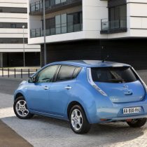 Фотография модели Nissan Leaf 2010 (24 кВт•ч) - фото 29 Фотография экоавто Nissan Leaf 2010 (24 кВт•ч) - фото 29