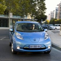 Фотография модели Nissan Leaf 2010 (24 кВт•ч) - фото 39 Фотография экоавто Nissan Leaf 2010 (24 кВт•ч) - фото 39