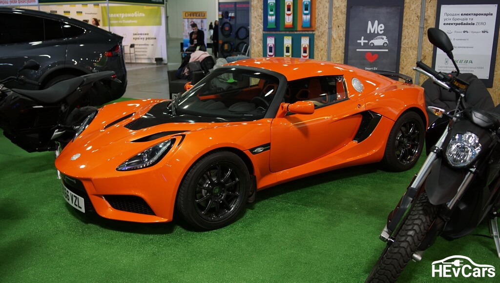 Фотография с выставки Plug-In Ukraine 2017 Detroit Electric SP:01 Detroit Electric SP:01 на выставке Plug-In Ukraine 2017