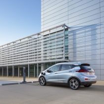 Фотография модели Chevrolet Bolt EV - фото 16 Фотография экоавто Chevrolet Bolt EV - фото 16