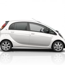 Фотография модели Citroen C-Zero Фотография экоавто Citroen C-Zero