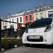 Фотография модели Citroen C-Zero - фото 21 Фотография экоавто Citroen C-Zero - фото 21