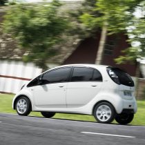 Фотография модели Citroen C-Zero - фото 12 Фотография экоавто Citroen C-Zero - фото 12