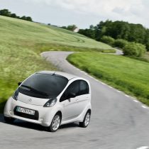 Фотография модели Citroen C-Zero - фото 10 Фотография экоавто Citroen C-Zero - фото 10
