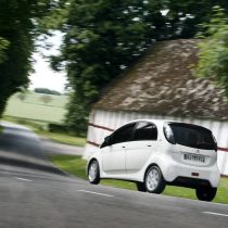 Фотография модели Citroen C-Zero - фото 8 Фотография экоавто Citroen C-Zero - фото 8