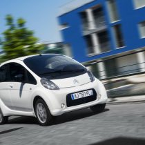 Фотография модели Citroen C-Zero - фото 7 Фотография экоавто Citroen C-Zero - фото 7