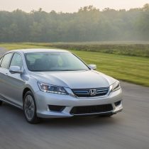 Фотография модели Honda Accord Hybrid 2014 - фото 10 Фотография экоавто Honda Accord Hybrid 2014 - фото 10