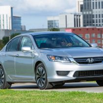 Фотография модели Honda Accord Hybrid 2014 - фото 13 Фотография экоавто Honda Accord Hybrid 2014 - фото 13