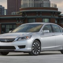 Фотография модели Honda Accord Hybrid 2014 - фото 15 Фотография экоавто Honda Accord Hybrid 2014 - фото 15