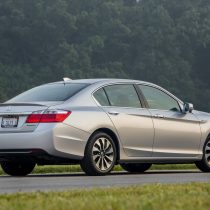 Фотография модели Honda Accord Hybrid 2014 - фото 26 Фотография экоавто Honda Accord Hybrid 2014 - фото 26