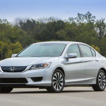 Фотография модели Honda Accord Hybrid 2014 - фото 29 Фотография экоавто Honda Accord Hybrid 2014 - фото 29