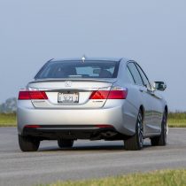 Фотография модели Honda Accord Hybrid 2014 - фото 36 Фотография экоавто Honda Accord Hybrid 2014 - фото 36