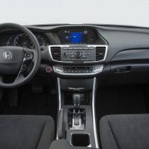 Фотография модели Honda Accord Hybrid 2014 - фото 45 Фотография экоавто Honda Accord Hybrid 2014 - фото 45