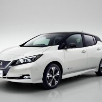 Фотография модели Nissan Leaf 2018 - фото 2 Фотография экоавто Nissan Leaf 2018 - фото 2