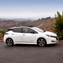 Фотография модели Nissan Leaf 2018 - фото 34 Фотография экоавто Nissan Leaf 2018 - фото 34