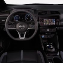 Фотография модели Nissan Leaf 2018 - фото 46 Фотография экоавто Nissan Leaf 2018 - фото 46