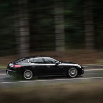 Фотография модели Porsche Panamera S E-Hybrid - фото 16 Фотография экоавто Porsche Panamera S E-Hybrid - фото 16