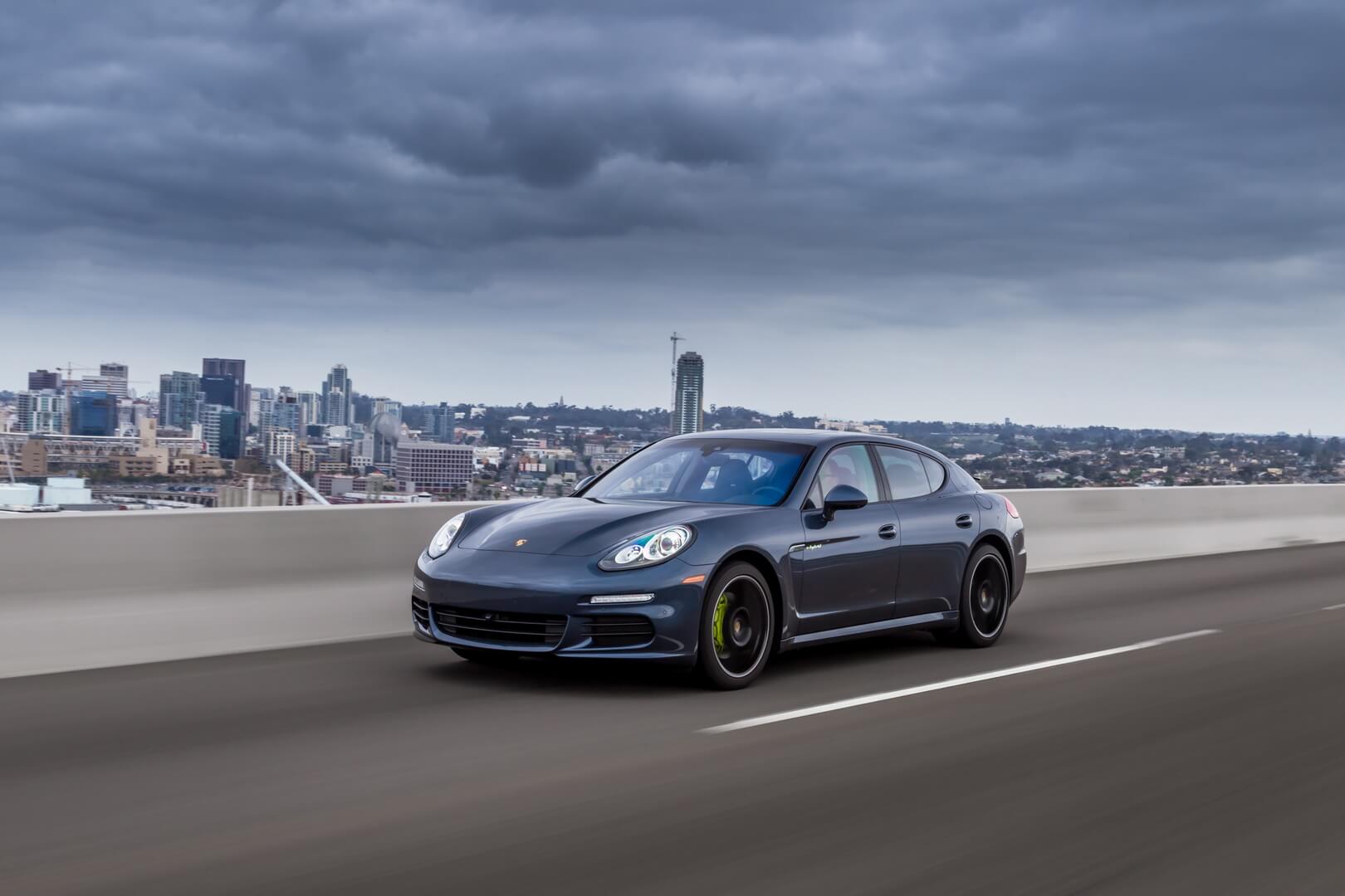 Фотография модели Porsche Panamera S E-Hybrid - фото 20 Фотография экоавто Porsche Panamera S E-Hybrid - фото 20