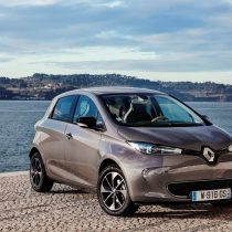 Фотография модели Renault ZOE Z.E. 40 (2017) - фото 14 Фотография экоавто Renault ZOE Z.E. 40 (2017) - фото 14