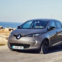 Фотография модели Renault ZOE Z.E. 40 (2017) - фото 33 Фотография экоавто Renault ZOE Z.E. 40 (2017) - фото 33