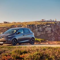 Фотография модели Renault ZOE Z.E. 40 (2017) - фото 45 Фотография экоавто Renault ZOE Z.E. 40 (2017) - фото 45