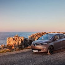 Фотография модели Renault ZOE Z.E. 40 (2017) - фото 49 Фотография экоавто Renault ZOE Z.E. 40 (2017) - фото 49