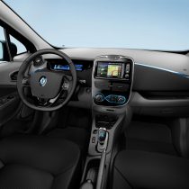 Фотография модели Renault ZOE Z.E. 40 (2017) - фото 54 Фотография экоавто Renault ZOE Z.E. 40 (2017) - фото 54
