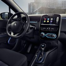 Фотография модели Renault ZOE Z.E. 40 (2017) - фото 61 Фотография экоавто Renault ZOE Z.E. 40 (2017) - фото 61