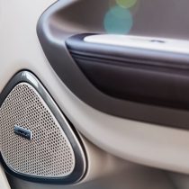 Фотография модели Renault ZOE Z.E. 40 (2017) - фото 64 Фотография экоавто Renault ZOE Z.E. 40 (2017) - фото 64