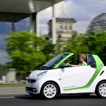 Фотография модели Smart Fortwo Electric Drive 2012 - фото 14 Фотография экоавто Smart Fortwo Electric Drive 2012 - фото 14