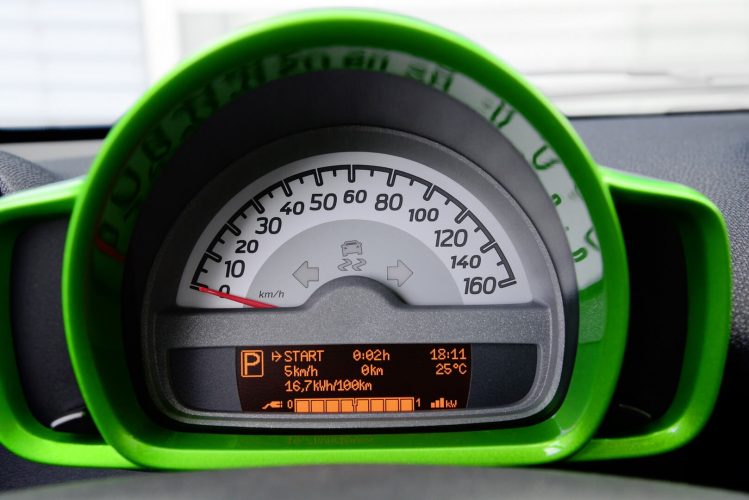 Спидометр Smart Fortwo Electric Drive Спидометр Smart Fortwo Electric Drive