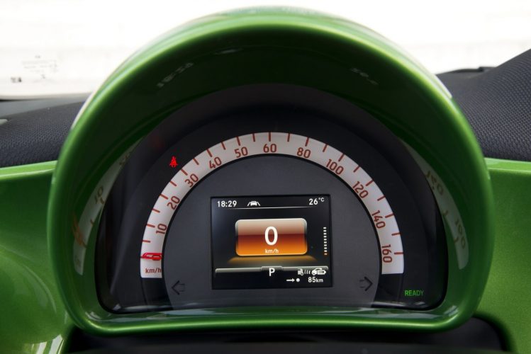 Спидометр Smart Fortwo Electric Drive 2017 Спидометр Smart Fortwo Electric Drive 2017