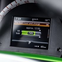 Фотография модели Smart Fortwo Electric Drive 2017 - фото 20 Фотография экоавто Smart Fortwo Electric Drive 2017 - фото 20