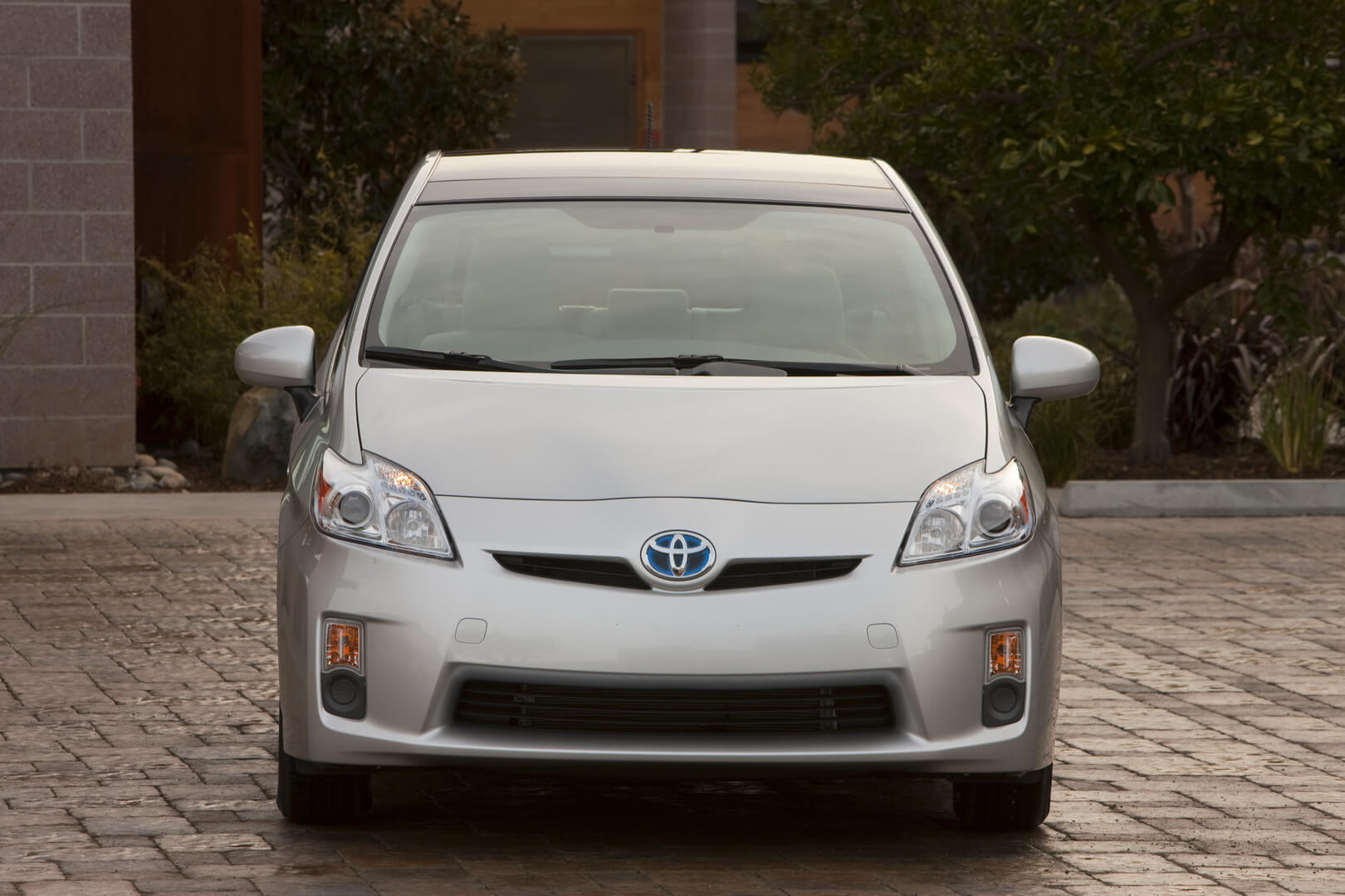 Передняя оптика Toyota Prius Hybrid Передняя оптика Toyota Prius Hybrid 2010
