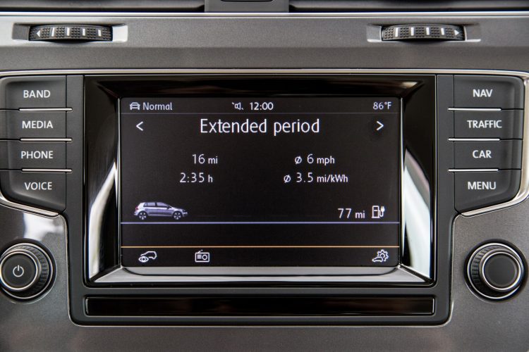 Сенсорный дисплей Volkswagen e-Golf Сенсорный дисплей Volkswagen e-Golf